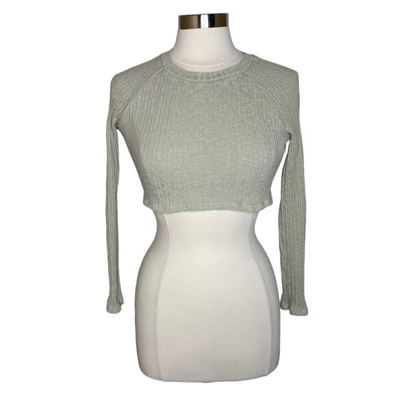 Urban Outfitters Robin Ribbed Raglan Crop Top Long Sleeve Women’s Medium - Picture 1 of 9